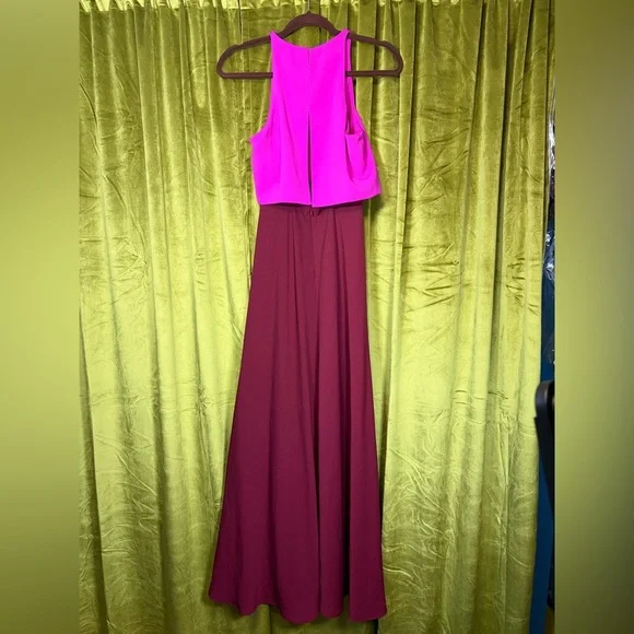 Jill Jill Stuart Lovely Duo Colorblock gown in hot Pink and Burgundy Size 4 $328 - Picture 8 of 10